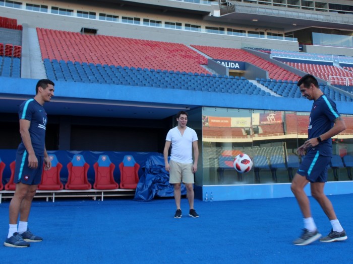 El Topo Cáceres: “Cuando deje el fútbol sí o sí voy a ir al Exa a jugar”