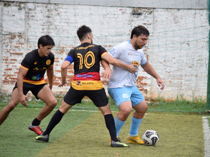 Lluvia de goles en el arranque