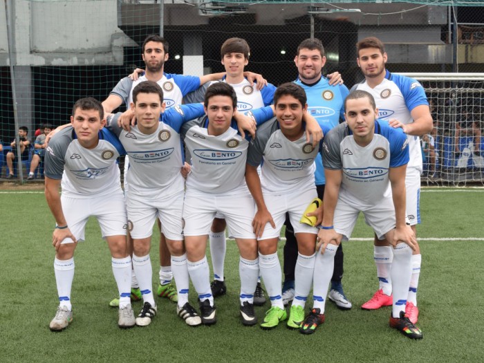 A paso agigantado 
